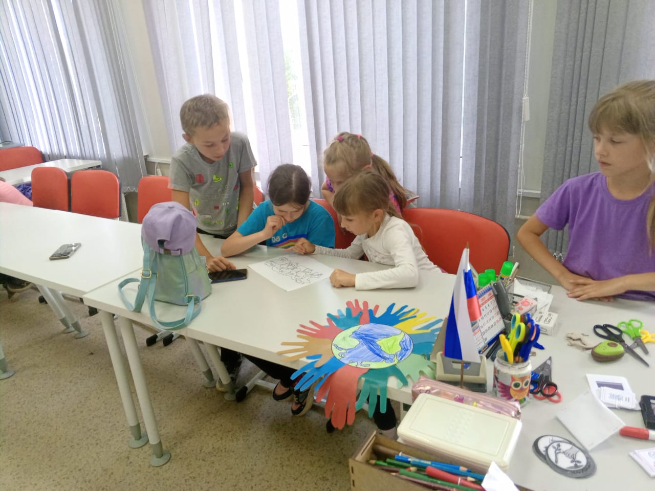 Волонтёры планеты.